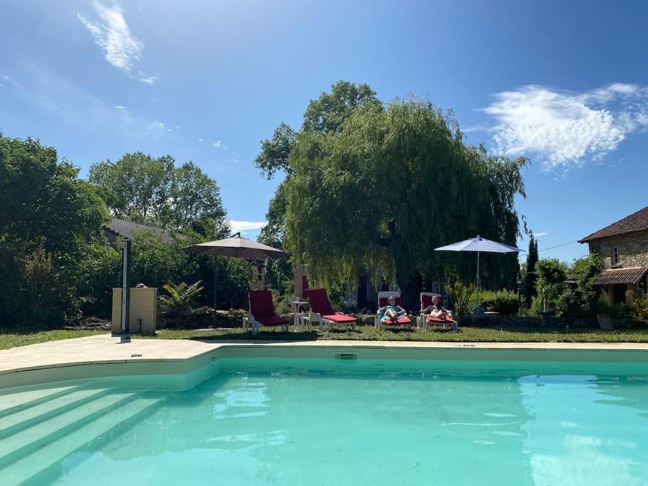Vakantiehuis La Poire, Op Landgoed Aan De Dordogne Prudhomat Exterior foto